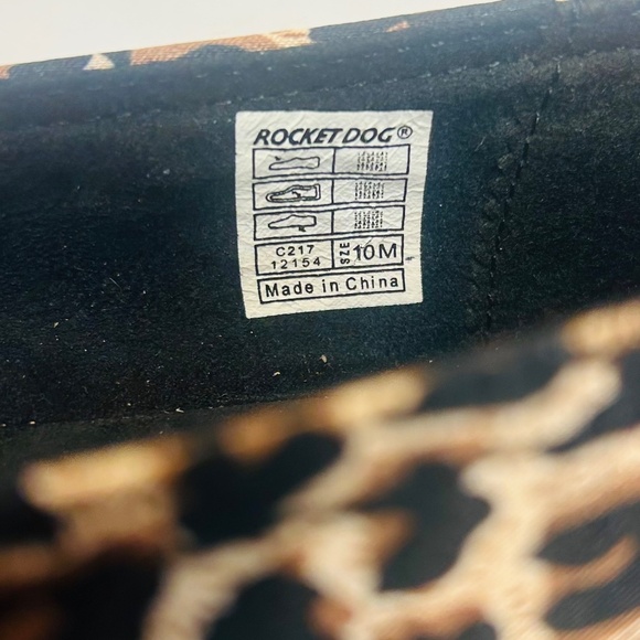 Rocket Dog Leopard Print Satin Slip On Flats. Like New Condition - Picture 4 of 8